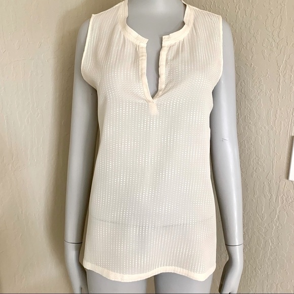 L’AGENCE 100% Silk Creme Ivory Sleeveless Blouse - Picture 9 of 14